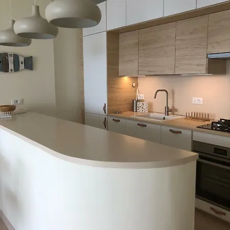 Eden Apartman *